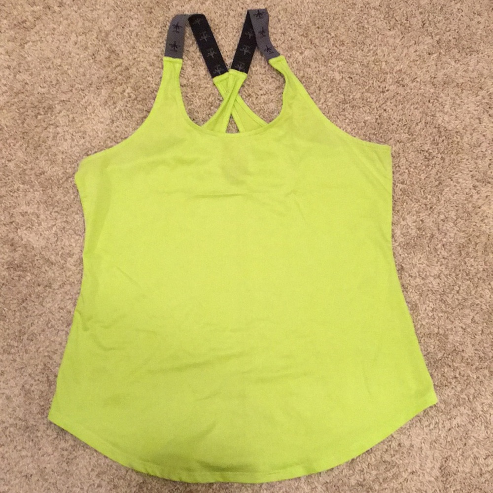 Soybu Criss across Tank